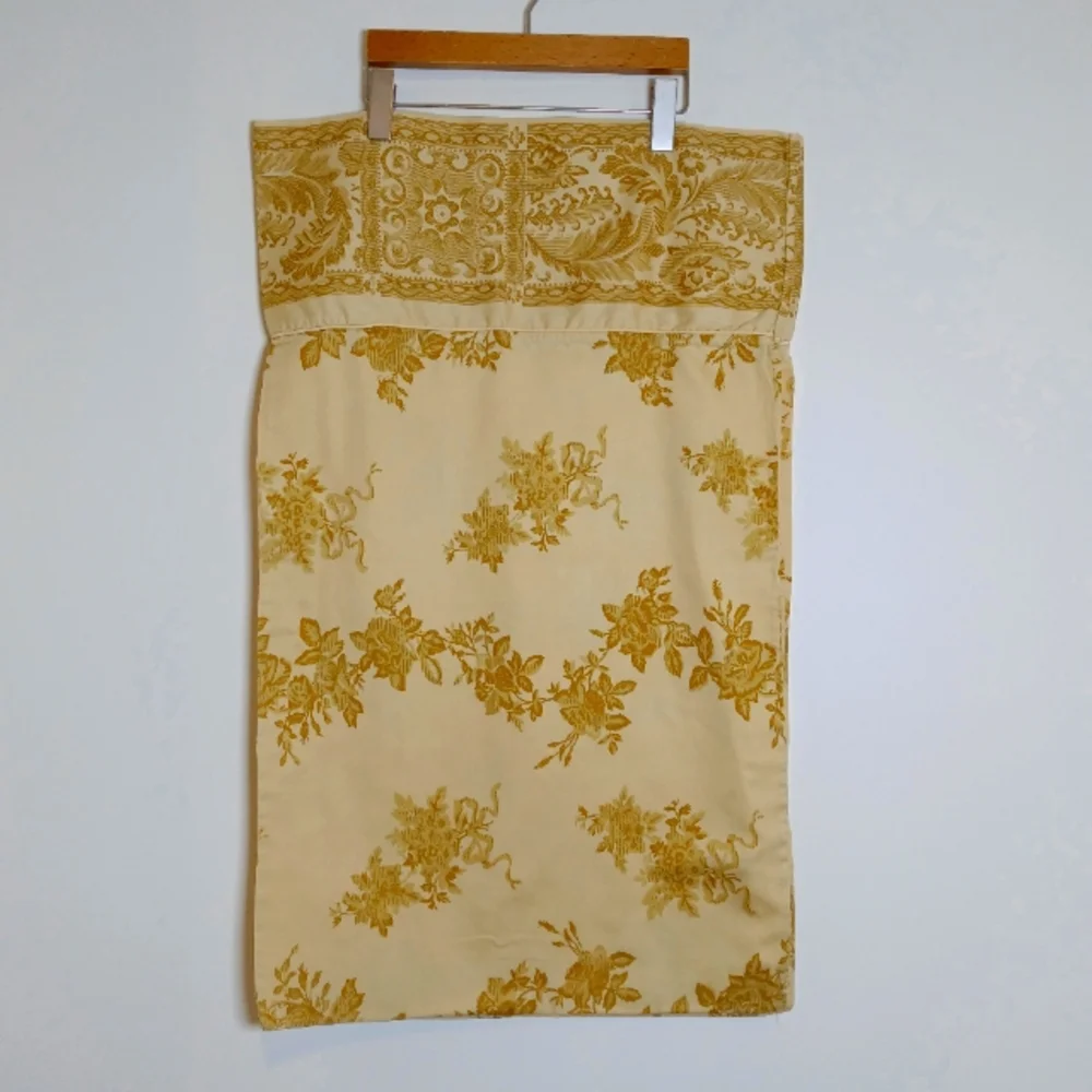 Royal Sateen by Kitan Pair Standard Pillowcases + Euro Sham